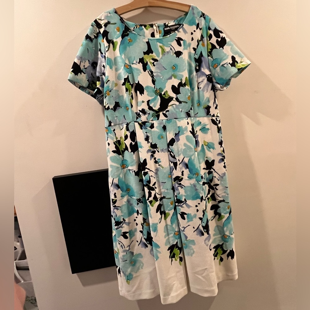 Karl Lagerfeld floral dress with exposed zipper